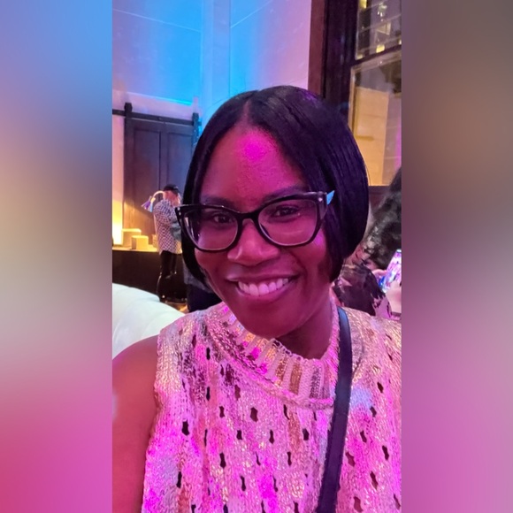 I’M LIVE (@krs0716) ~ LIKE THIS LISTING FOR LIVE SHOW NOTIFICATION - Picture 7 of 17